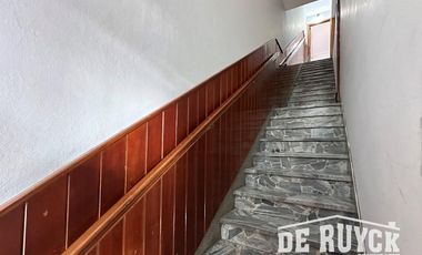 Galpón + oficinas + casa