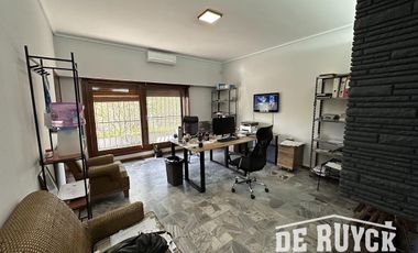 Galpón + oficinas + casa