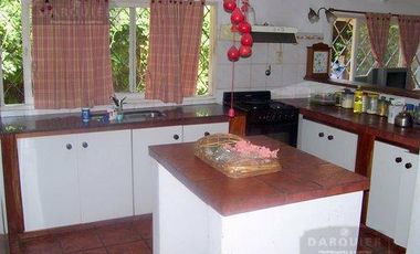 Casa en Burzaco