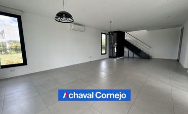 VENTA y ALQUILER casa al lago en barrio Vistas, Puertos (3 dormitorios, dependencia, pileta)