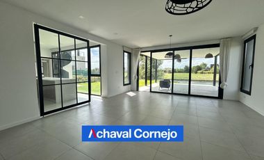 VENTA y ALQUILER casa al lago en barrio Vistas, Puertos (3 dormitorios, dependencia, pileta)