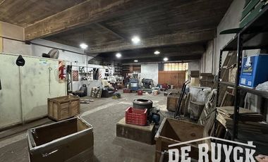 Galpón sobre lote de 394m2