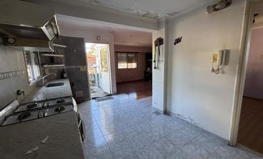 Casa en Venta en Barrio Matheu con Cochera
