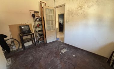 Casa en Venta en Barrio Matheu con Cochera