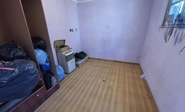 Casa en Venta en Barrio Matheu con Cochera