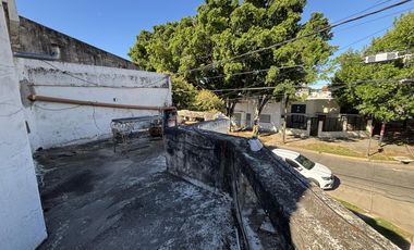 Casa en Venta en Barrio Matheu con Cochera