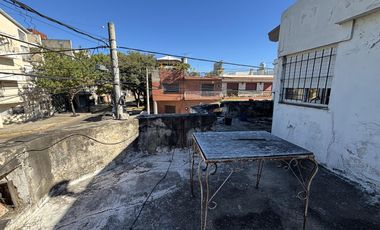 Casa en Venta en Barrio Matheu con Cochera