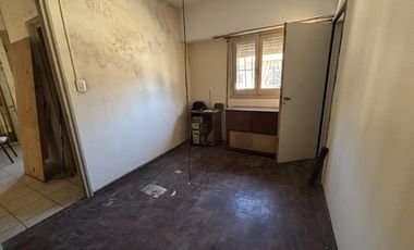 Casa en Venta en Barrio Matheu con Cochera