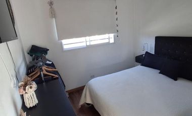 Duplex 3 ambientes, Berazategui, próximo a Avenida Milazzo y Estación Sourigues