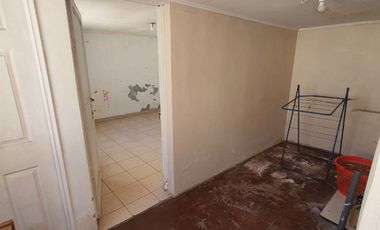 Amplia casa Uso Residencial-Comercial