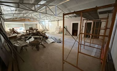 LOCAL AMPLIO PLANTA LIBRE 210M2 EN LIMACHE