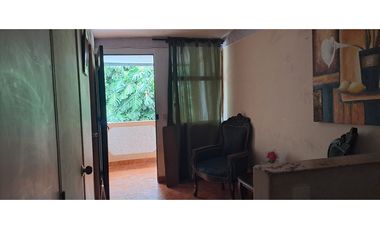 VENDO LOTE CON 2 PROPIEDADES CONSTRUIDAS EN SABANETA VEREDA LAS BRISAS