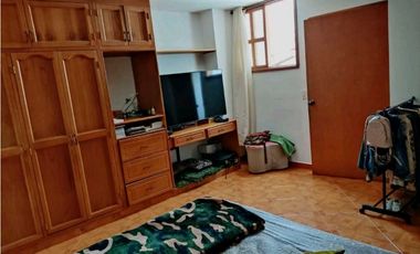 VENDO CASA DUPLEX 3 Y 4 PISO BARRIO MESA ENVIGADO TERMINA EN TERRAZA