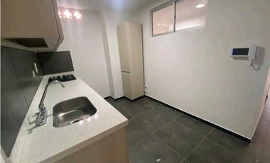 VENDO ACOGEDOR PENHOUSE EN SABANETA ASDESILLAS