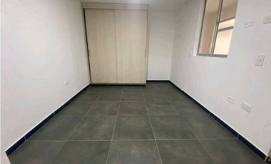 VENDO ACOGEDOR PENHOUSE EN SABANETA ASDESILLAS