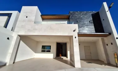 Casa en venta en Rincón de Alcántara, Saltillo, Coahuila de Zaragoza