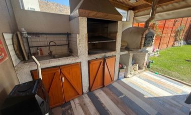 CASA EN ARRIENDO  SANTA ELENA DE CHICUREO