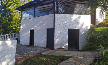 Finca independiente en venta en el peñol - rural