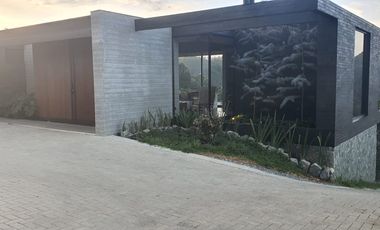 Casa campestre en parcelación en el retiro