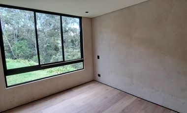 Finca independiente para alquiler en rionegro - rural