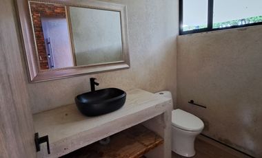 Finca independiente para alquiler en rionegro - rural