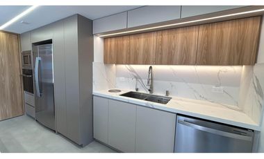 Apartamento en Milla de Oro, El Poblado – ubicación privilegiada