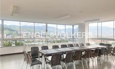 Apartamento moderno en El Poblado con excelente ubicación
