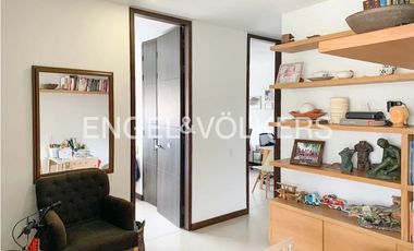 Apartamento moderno en El Poblado con excelente ubicación