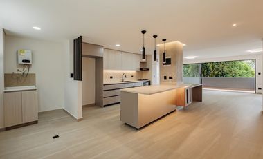 Apartamento de lujo remodelado en La Linde, a pasos de Provenza