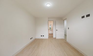 Apartamento de lujo remodelado en La Linde, a pasos de Provenza