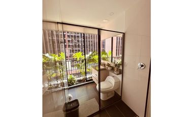 acogedor apartamento en altos del poblado con espectacular vista