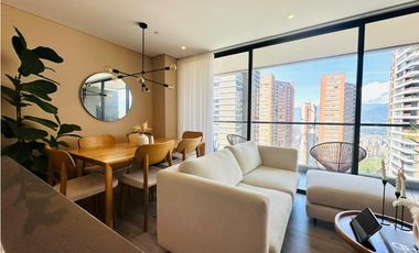 acogedor apartamento en altos del poblado con espectacular vista