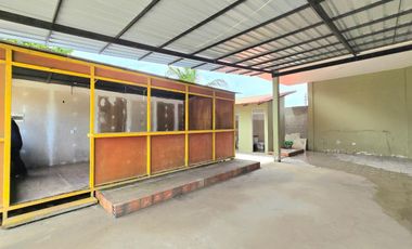 Terreno de 400m2 en esquina - Yarinacocha