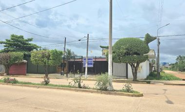 Terreno de 400m2 en esquina - Yarinacocha