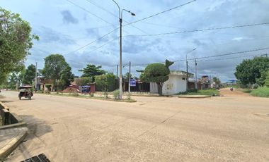 Terreno de 400m2 en esquina - Yarinacocha