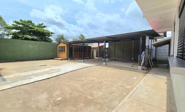 Terreno de 400m2 en esquina - Yarinacocha
