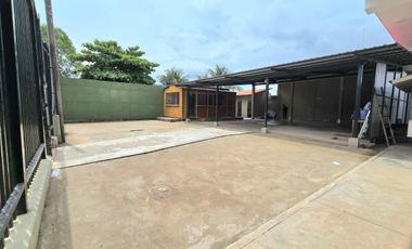 Terreno de 400m2 en esquina - Yarinacocha
