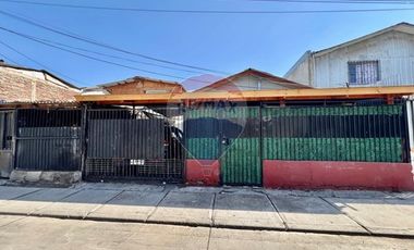 Casa 3D 1B con estacionamiento en La Florida