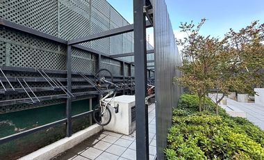 Depto 2D1B+ Estac, terraza y loggia. Impecable