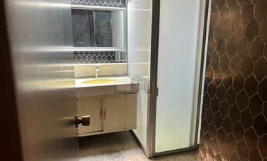 Residencia en venta en Colonia La Paz, Puebla, Pue.