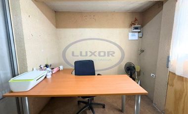 AMPLIA CASA CON 6 DORMITORIOS Y 2 BAÑOS