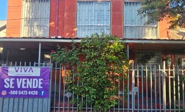 SE VENDE CASA EN SECTOR DOÑA ADELA