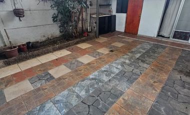 SE VENDE CASA EN SECTOR DOÑA ADELA