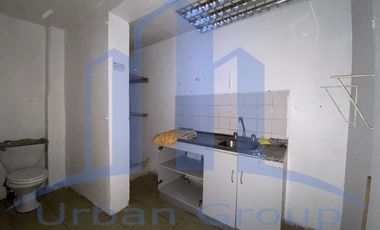 1 1/2 ORIENTE - MALL MARINA - ZONA COMERCIAL