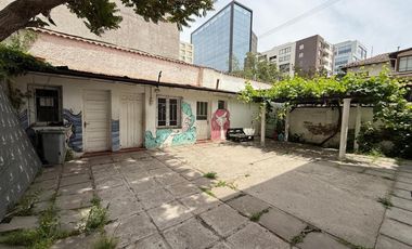 METRO MANUEL MONTT / GENERAL FLORES