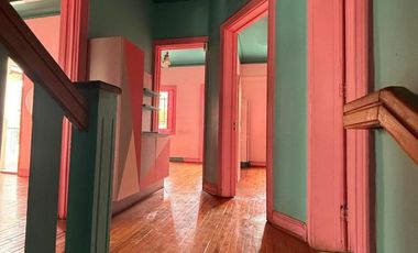 METRO MANUEL MONTT / GENERAL FLORES