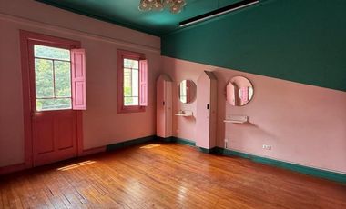 METRO MANUEL MONTT / GENERAL FLORES