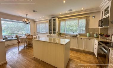 CASA EN VENTA 4 AMBIENTES - BARRIO NUEVO QUILMES CON SALIDA AL CANAL