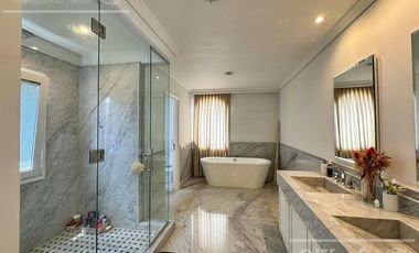 CASA EN VENTA 4 AMBIENTES - BARRIO NUEVO QUILMES CON SALIDA AL CANAL