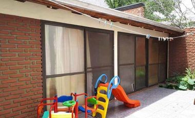 Casa de 5 ambientes en venta en  Quilmes Oeste